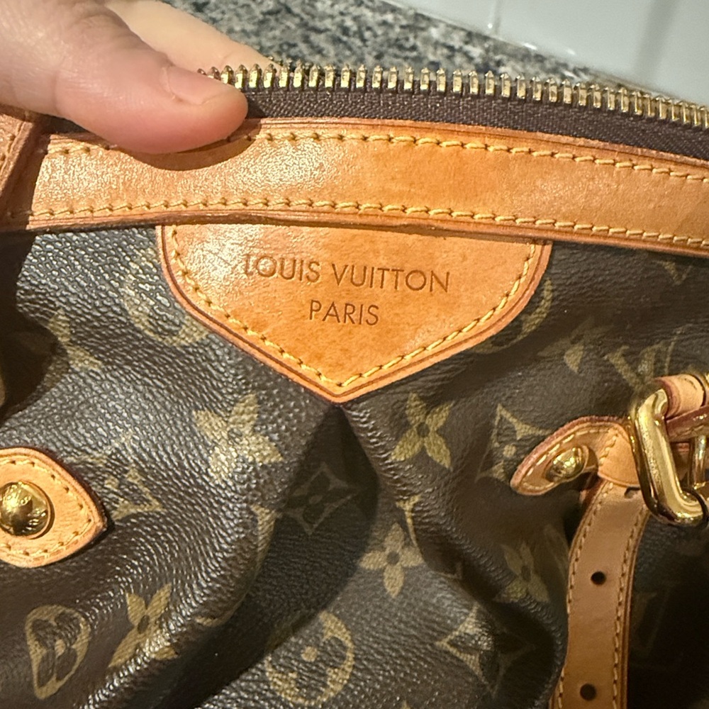 Louis Vuitton Brown and Tan Monogram Shoulder Bag - Picture 4 of 7